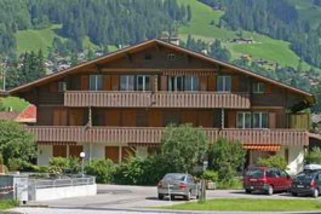 Ferienwohnung in den Schweizer Bergen - Ferienwohnung Haus - CH-Laupen