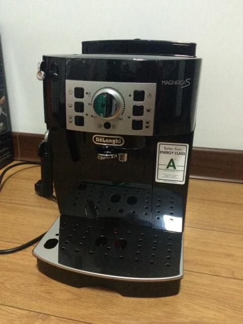NEU - De'Longhi Magnifica S ECAM 22.110.B – Kaffeevollautomat mit Milchaufschäum - Sonstige Anzeigen - Berlin