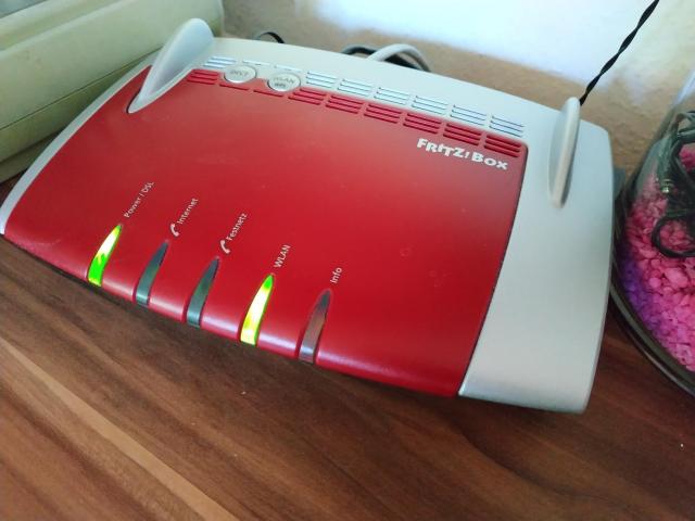 NEU - AVM FRITZ!Box 7490 Router - Kostenlose Lieferung - Computer - Berlin